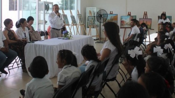 Muestra fotográfica de la Fundación Macay