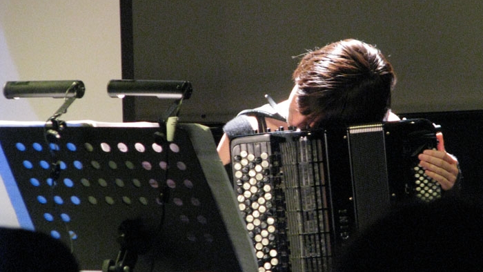 Ponen sonido alemán al recital “Chasing breath”